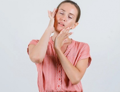 Mất nước có thể khiến bạn trông già hơn?