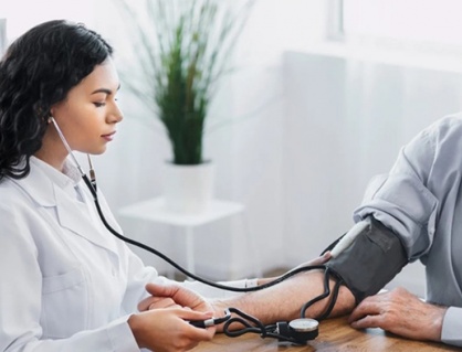 Huyết áp lên xuống thất thường phải làm sao?