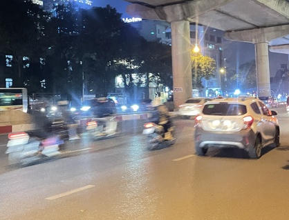 Bắc Bộ có mưa, Trung Bộ vẫn nắng nóng 