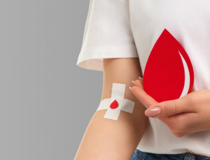 Hiến máu về bị bầm tím tay: Đừng quá lo lắng