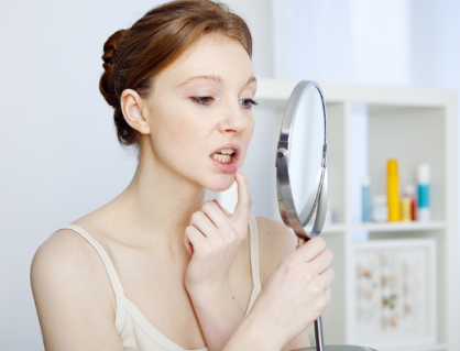 Những dấu hiệu bất thường trong khoang miệng không nên bỏ qua  