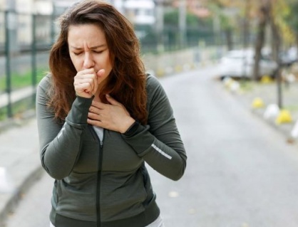 Ho dai dẳng có phải là dấu hiệu của viêm phổi không điển hình? 