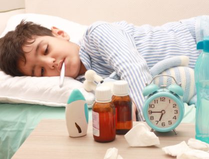 3 việc giúp trẻ sốt siêu vi nhanh hồi phục
