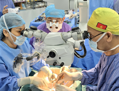 Ca ghép dương vật đầu tiên từ người hiến chết não tại Việt Nam