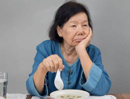 Suy dinh dưỡng ở người cao tuổi: Mối đe dọa đến tuổi thọ
