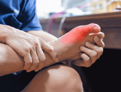 Vì sao người bệnh gout cần chú ý đến sức khỏe tim mạch?