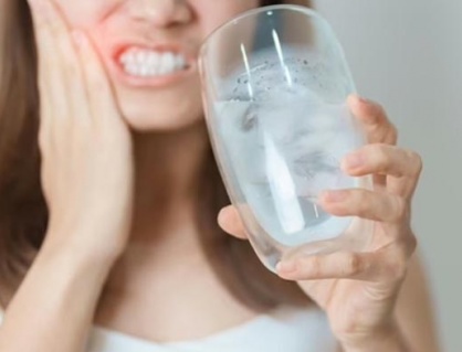 5 thực phẩm quen thuộc dễ gây nứt, mẻ răng mà bạn ít ngờ tới