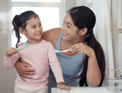 Vì sao cần quan tâm đến sức khỏe răng miệng của trẻ ngay từ sớm?