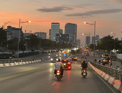 Bắc Bộ nắng ráo, Nam Bộ chiều tối mưa dông