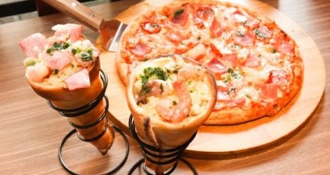 Cần chuẩn bị những nguyên liệu gì khi làm pizza ốc quế?
