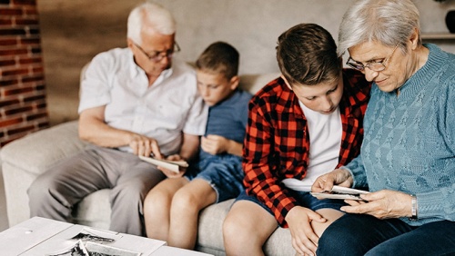 Chủ đề sức khỏe quan trọng mà nhiều gia đình đang né tránh