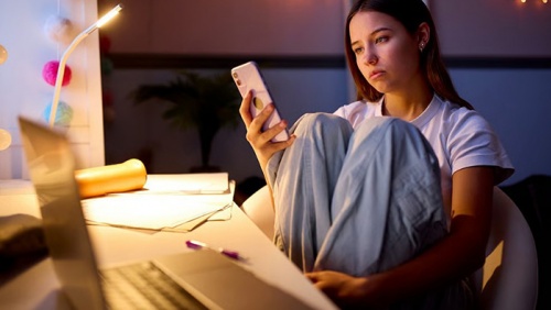 Nhiều người trẻ Mỹ tìm đến AI để được tư vấn sức khỏe tâm thần