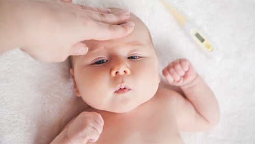 Chuyên gia giải đáp các thắc mắc thường gặp về sốt cao co giật ở trẻ