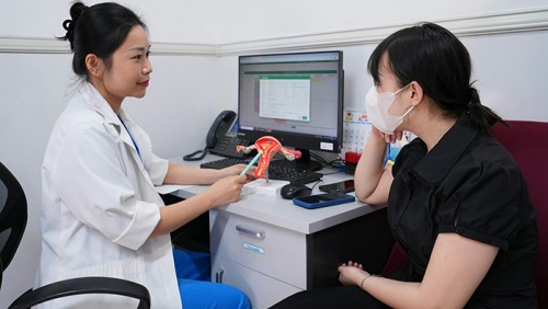 U xơ tử cung sau mãn kinh có tự teo nhỏ không?