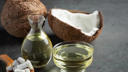Dùng dầu dừa để bôi trơn: Có an toàn không?