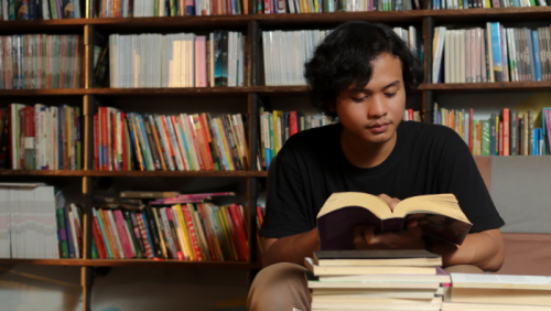 Liều thuốc tinh thần và bí quyết rèn luyện trí não từ những trang sách