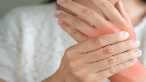 Thận trọng với các biến chứng viêm khớp dạng thấp