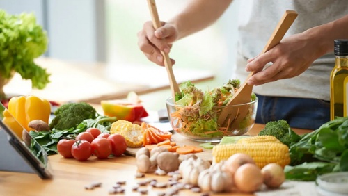 Nghiên cứu chỉ ra 5 chế độ ăn giúp sống thọ hơn