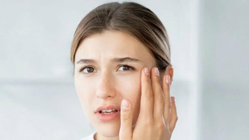 4 hệ lụy khi lạm dụng mỹ phẩm