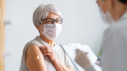 4 vaccine quen thuộc giúp giảm nguy cơ sa sút trí tuệ