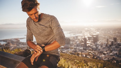 Tại sao bạn nên đo nhịp tim khi nghỉ mỗi ngày?