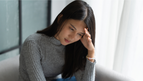 “Né tránh giao tiếp” hay 'thao túng tâm lý', hành vi nào đáng lo ngại hơn?