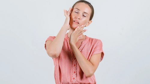 Mất nước có thể khiến bạn trông già hơn?