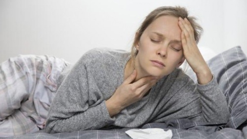 Mẹo giúp giảm khàn tiếng tại nhà