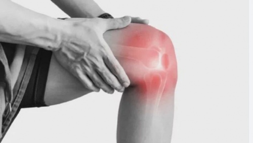 Ai dễ bị đau xương khớp?