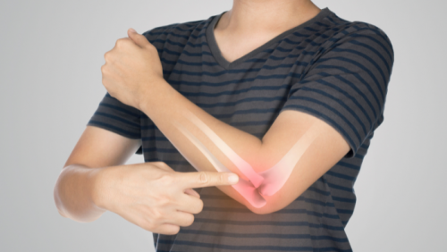 5 thói quen hàng ngày âm thầm tàn phá sức khỏe xương khớp
