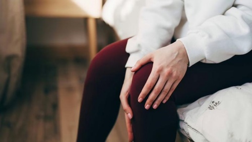 Đầu gối kêu lục cục liệu có đáng lo?