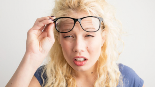 Mất thị lực nghiêm trọng có thể gây ảo giác