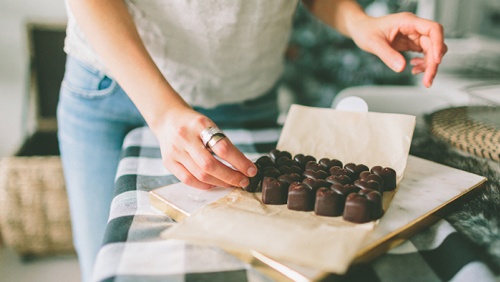 Thèm chocolate, coi chừng cơn đau nửa đầu sắp đến!