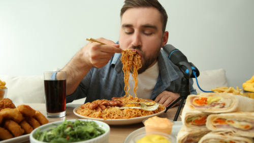 Vì sao trời lạnh khiến bạn thèm đồ ăn béo, nhiều năng lượng?