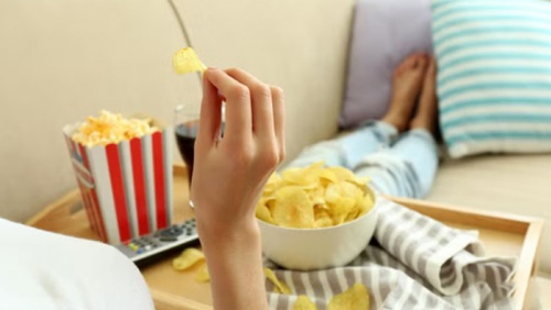Ăn đêm làm tăng nguy cơ mắc bệnh gan?