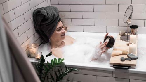 Ngâm nước ấm 30 phút có thể giúp hạ huyết áp?