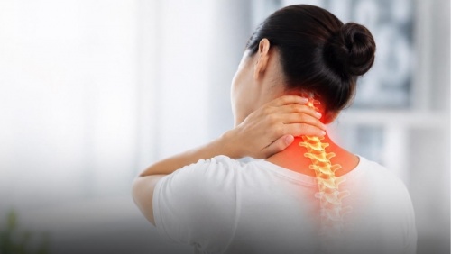 Thoái hóa cột sống cổ nguy hiểm ra sao?