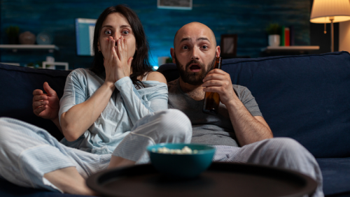 Vì sao nhiều người thích xem phim kinh dị?