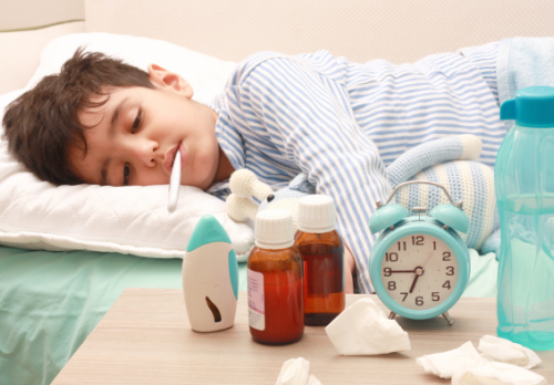 3 việc giúp trẻ sốt siêu vi nhanh hồi phục