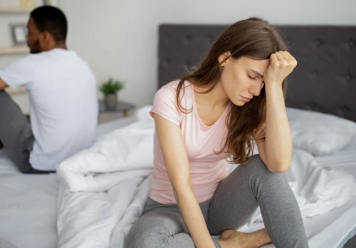 Cải thiện chuyện chăn gối giai đoạn tiền mãn kinh