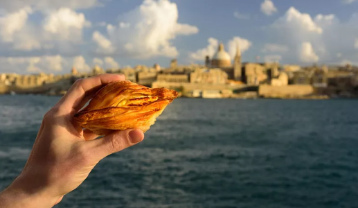 Đến Malta, thưởng thức món bánh ngọt đặc sản và hơn thế nữa