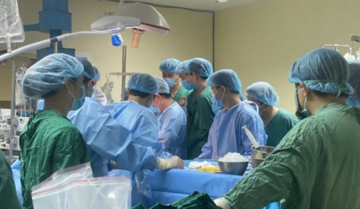 Thủ tướng gửi thư khen bác sĩ, tri ân người hiến tạng cứu 7 bệnh nhân