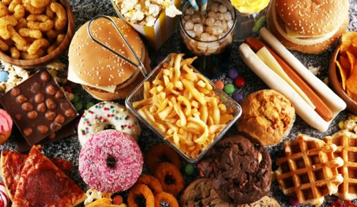 Thanh thiếu niên ăn nhiều 'thức ăn rác' có thể gặp các vấn đề về trí nhớ?