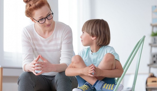 Dấu hiệu sớm cảnh báo trẻ mắc chứng tự kỷ bố mẹ cần biết