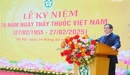 Thủ tướng mong Bệnh viện Bạch Mai sớm vươn tầm khu vực và quốc tế