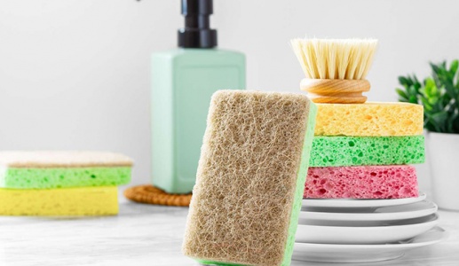 Bạn có đang dùng dụng cụ vệ sinh bát đĩa đúng cách?