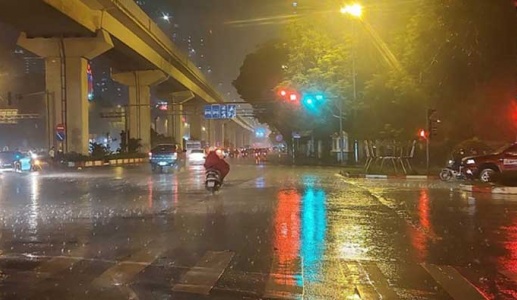 Nhiều khu vực trên cả nước có mưa dông