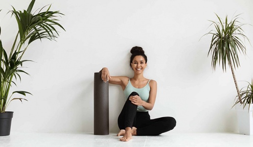 4 động tác Pilates dễ tập tại nhà chỉ với một bức tường