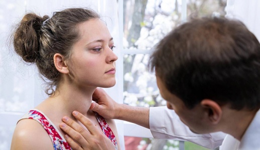 Làm sao để sống chung với bướu cổ lành tính?
