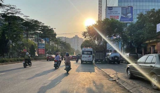 Bắc Bộ ngày nắng, chiều tối mưa dông